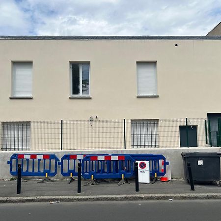 Studio A 2 Arret De Gare Du Nord 피에르피트 쉬르 센 외부 사진